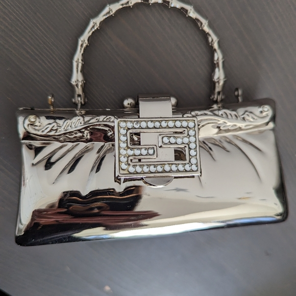Fabulous Vintage Silver Chrome Evening Purse - Picture 7 of 7